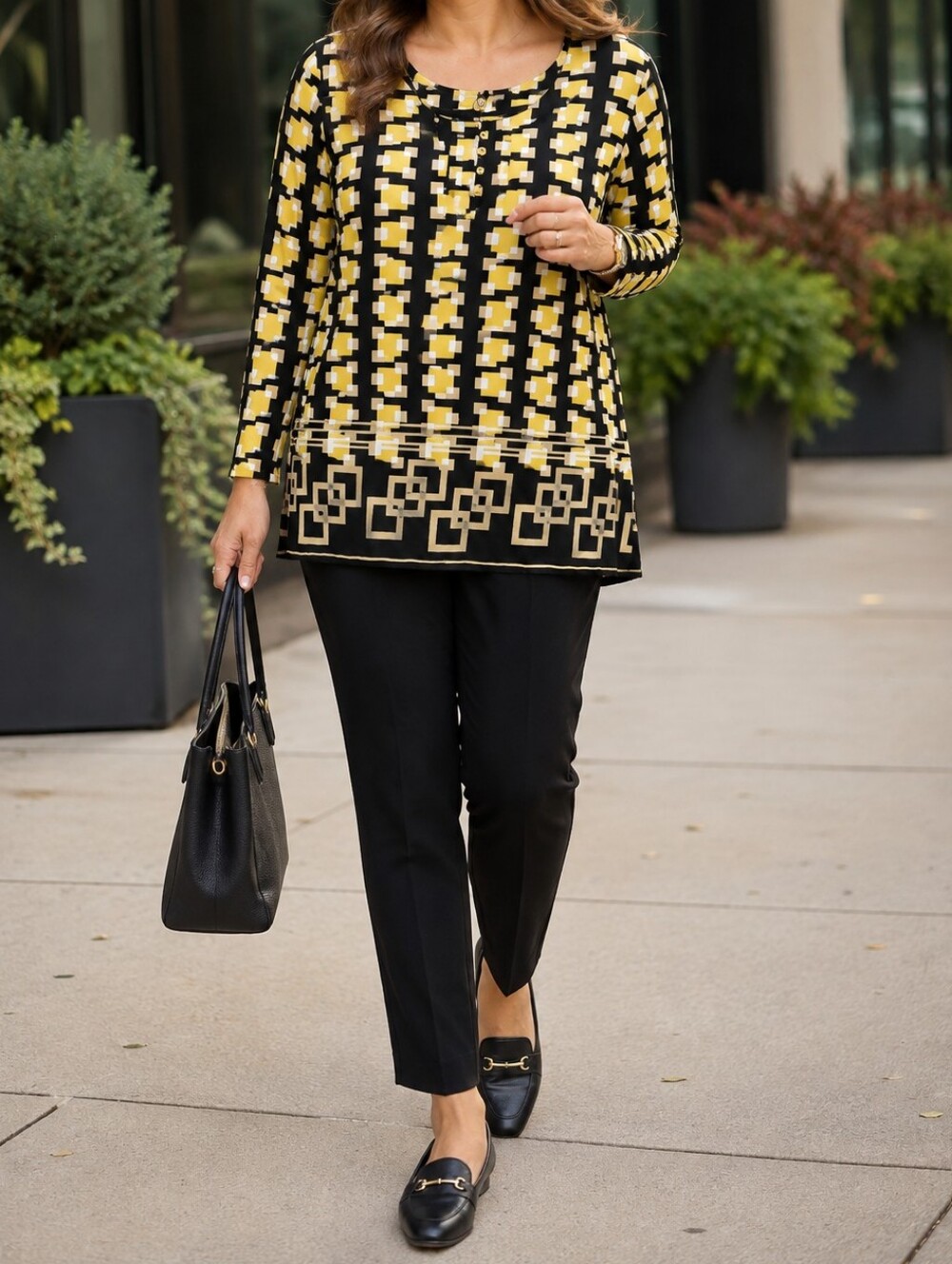 Sag Harbor Black Yellow Geometric Print Long Sleeve Knit Tunic Top Office Career
